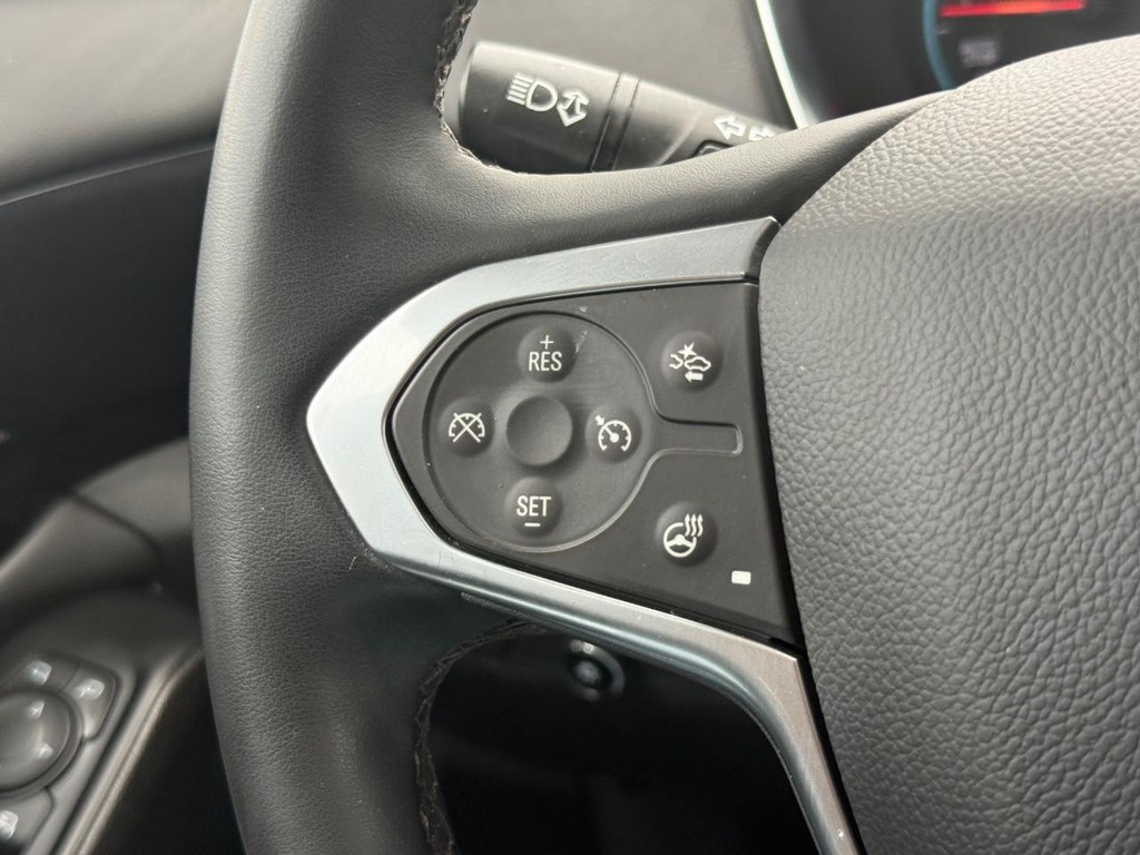 Chevrolet Traverse Vehicle Full-screen Gallery Image 18