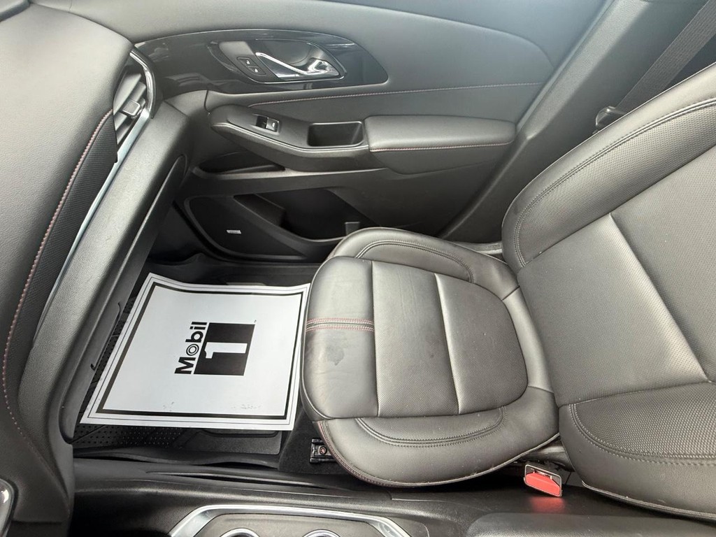 Chevrolet Traverse Vehicle Full-screen Gallery Image 26
