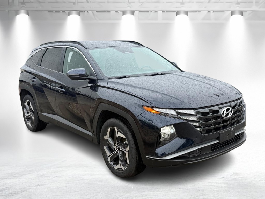 Hyundai Tucson Hybrid Vehicle Full-screen Gallery Image 01