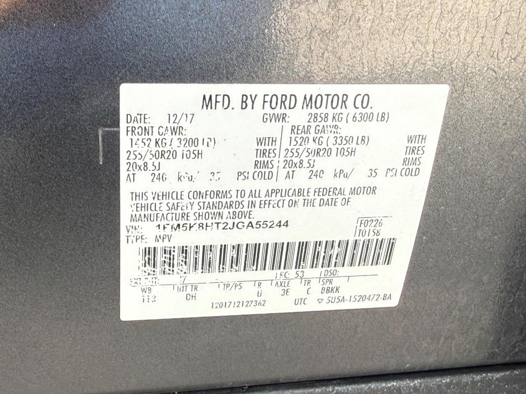 Ford Explorer Vehicle Full-screen Gallery Image 27