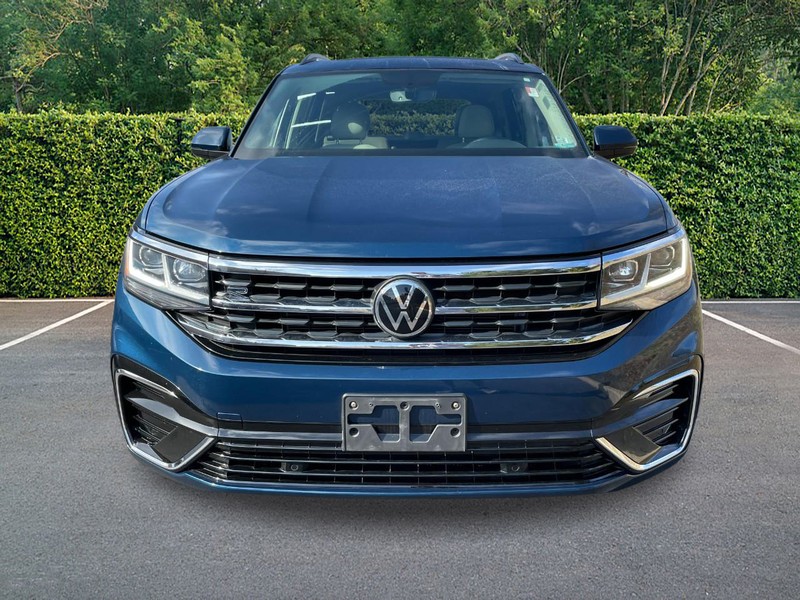 2021 Volkswagen Atlas 3.6L V6 SE w/Technology R-Line photo