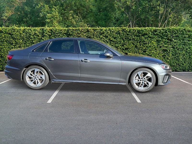 2021 Audi A4 SEDAN S line Premium Plus photo