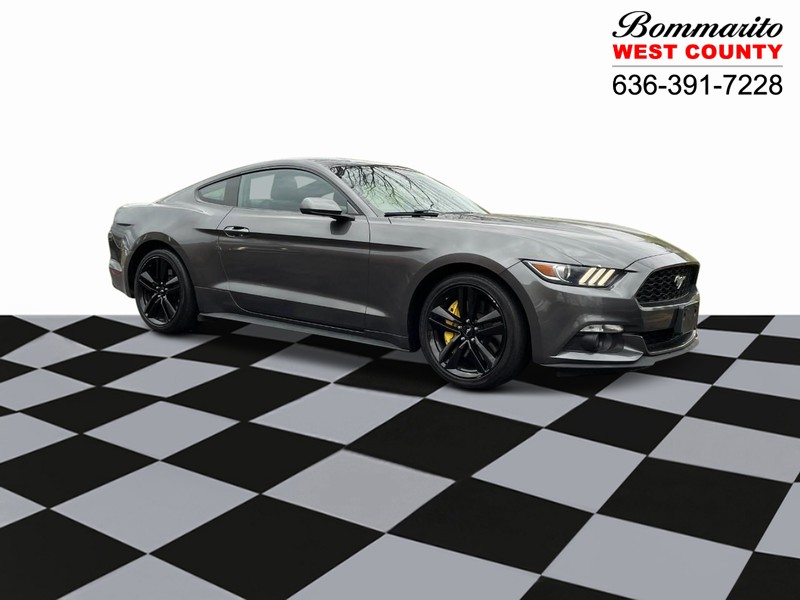 2015 Ford Mustang 2dr Fastback EcoBoost photo