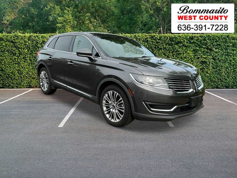 The 2017 Lincoln MKX Reserve photos