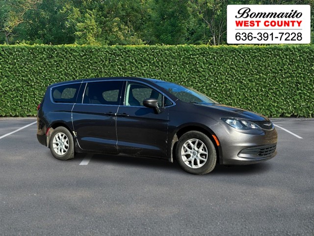 2017 Chrysler Pacifica Touring at West County Pre-Owned Center in Ellisville MO