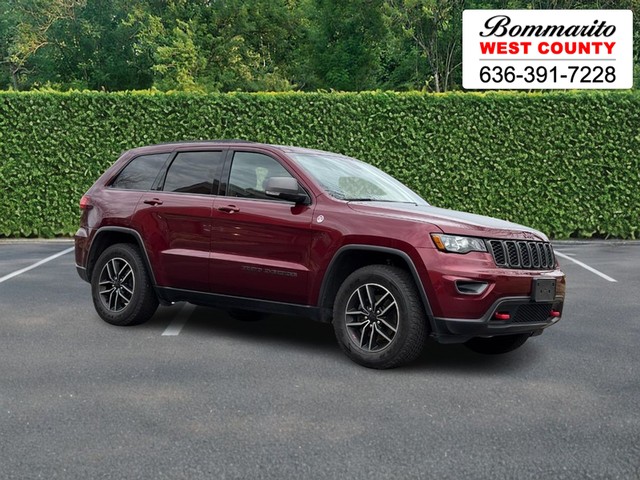 2019 Jeep Grand Cherokee 4WD Trailhawk at West County Pre-Owned Center in Ellisville MO