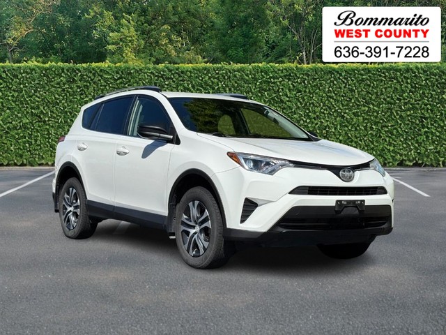 2017 Toyota RAV4 LE at Bommarito MSRP site in Hazelwood MO