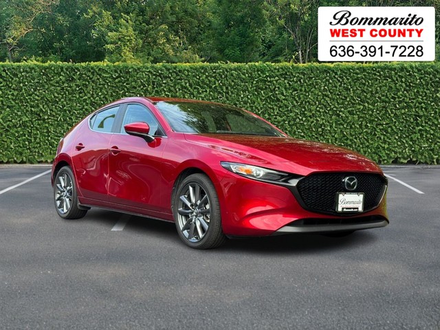 2020 Mazda Mazda3 Hatchback w/Preferred Pkg at West County Pre-Owned Center in Ellisville MO