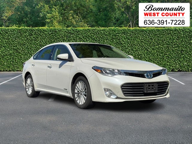 2014 Toyota Avalon Hybrid 4dr Sdn (Natl) at Bommarito MSRP site in Hazelwood MO