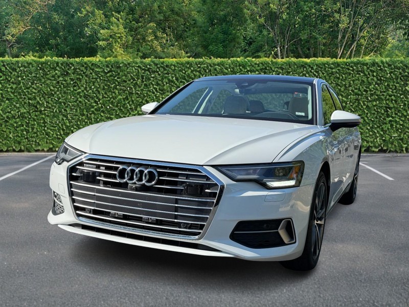 Audi A6 Sedan Vehicle Full-screen Gallery Image 06