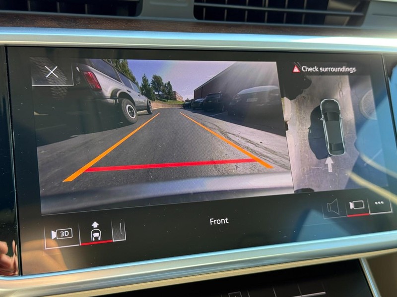 Audi A6 Sedan Vehicle Full-screen Gallery Image 23