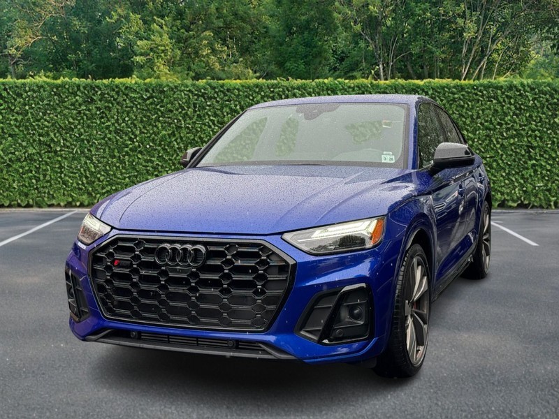 Audi SQ5 Sportback Vehicle Full-screen Gallery Image 06