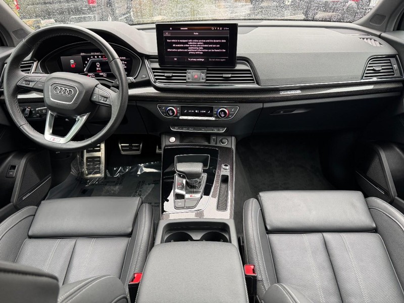 Audi SQ5 Sportback Vehicle Full-screen Gallery Image 11