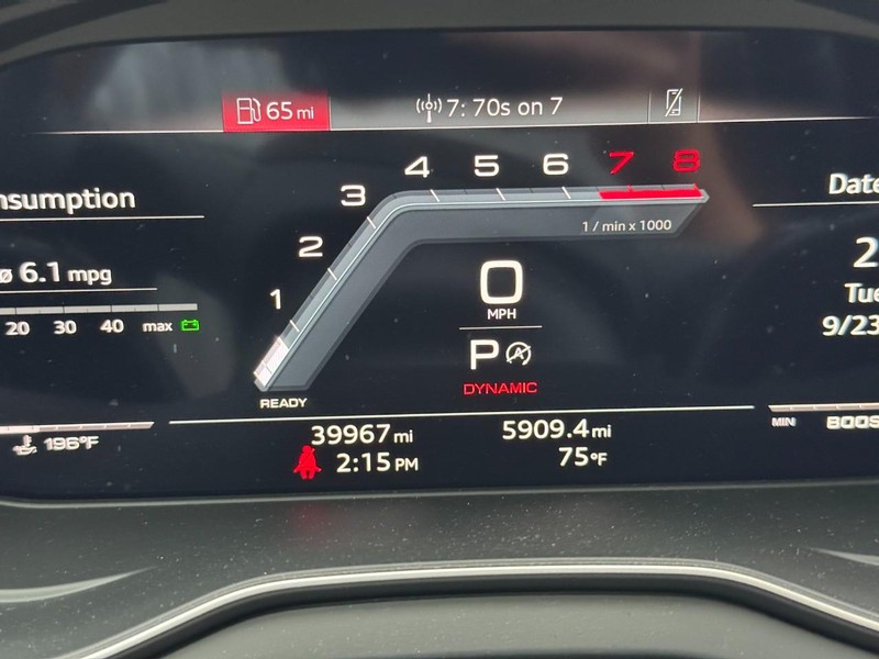 Audi SQ5 Sportback Vehicle Full-screen Gallery Image 19