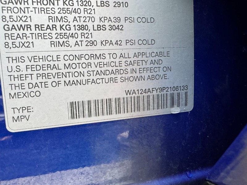 Audi SQ5 Sportback Vehicle Full-screen Gallery Image 26