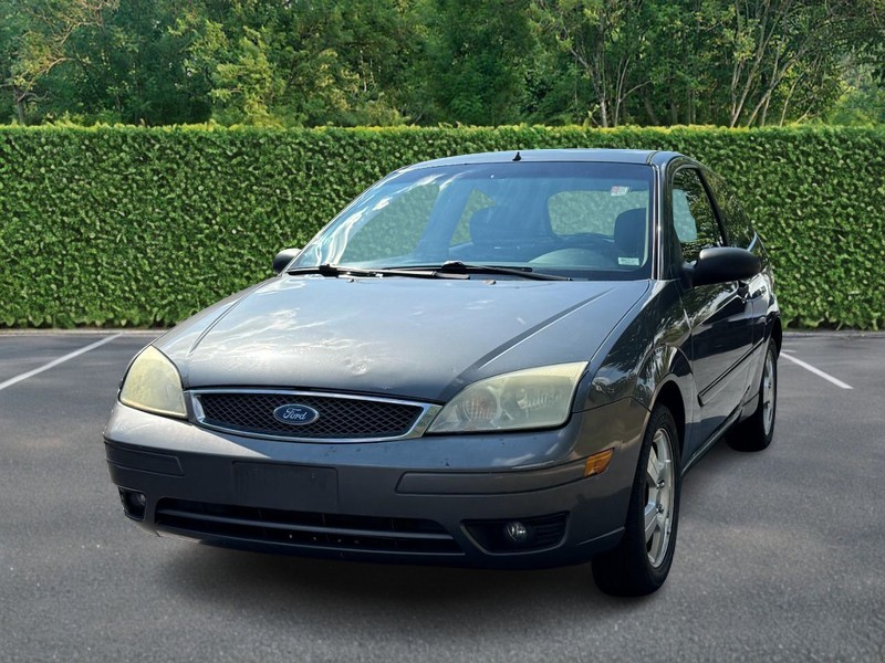 Ford Focus Vehicle Full-screen Gallery Image 06