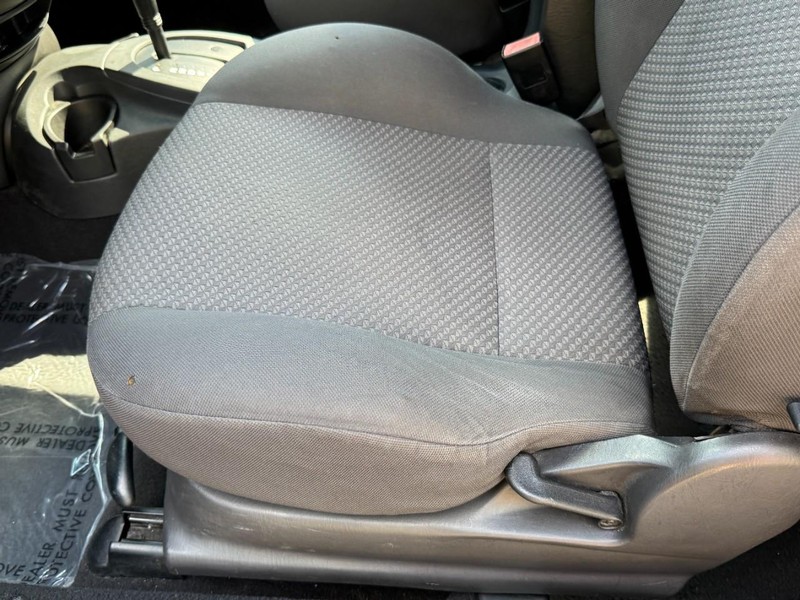 Ford Focus Vehicle Full-screen Gallery Image 24