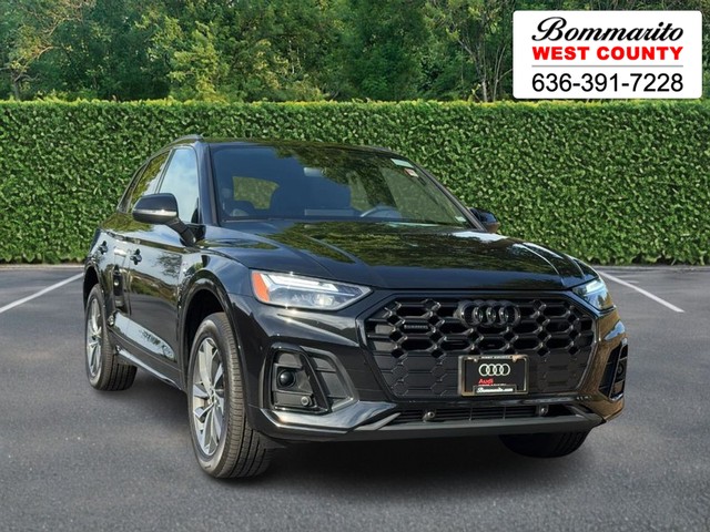 Ellisville MO 2024 Audi Q5 more details - audi q5