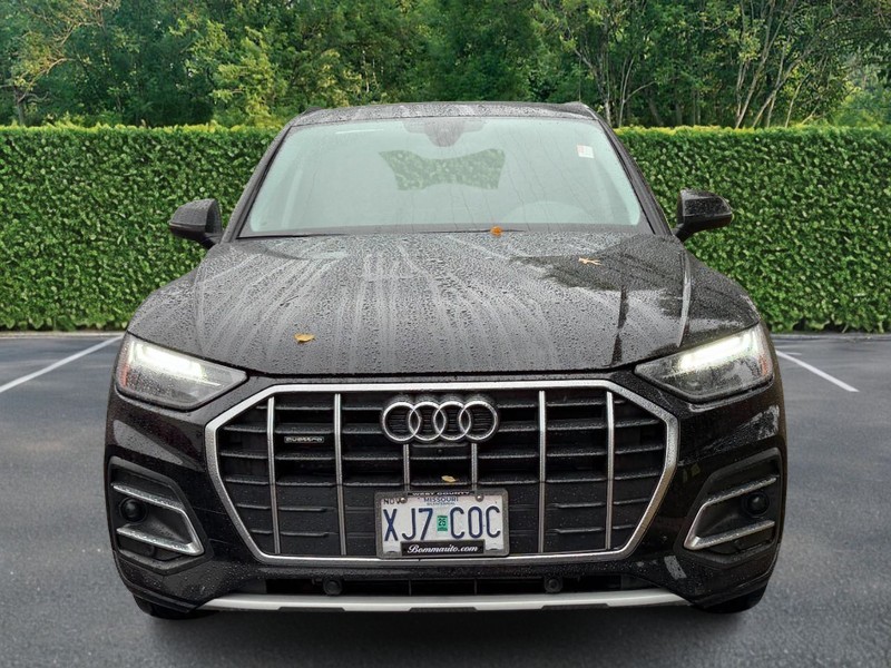 Audi Q5 Vehicle Full-screen Gallery Image 07