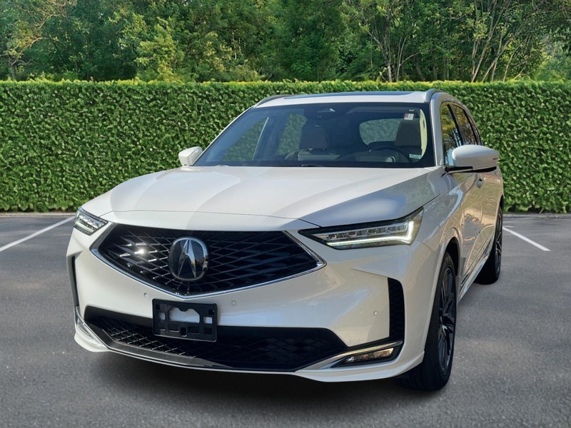 Acura MDX Vehicle Full-screen Gallery Image 06