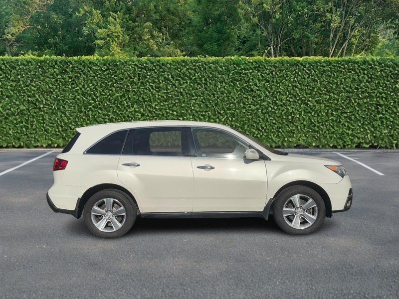 Acura MDX Vehicle Full-screen Gallery Image 02