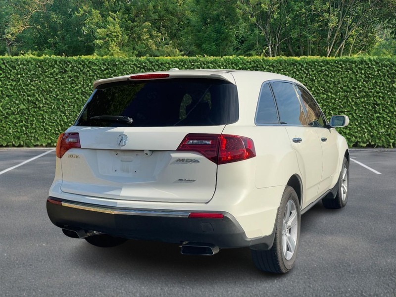 Acura MDX Vehicle Full-screen Gallery Image 03