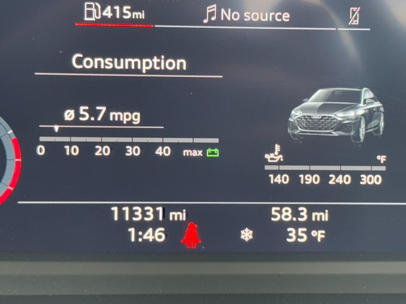 Audi A3 Vehicle Full-screen Gallery Image 20