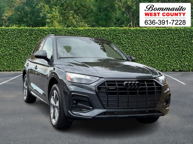 Ellisville MO 2025 Audi Q5 more details - audi q5