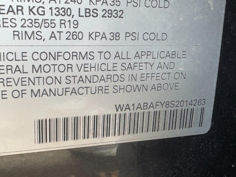 Audi Q5 Vehicle Full-screen Gallery Image 26