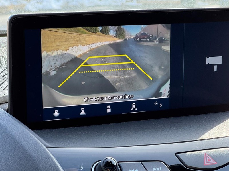 Acura RDX Vehicle Full-screen Gallery Image 23