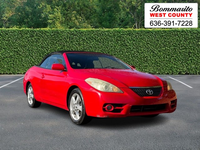 2008 Toyota Camry Solara 2dr Conv V6 Auto (Natl) at West County Pre-Owned Center in Ellisville MO