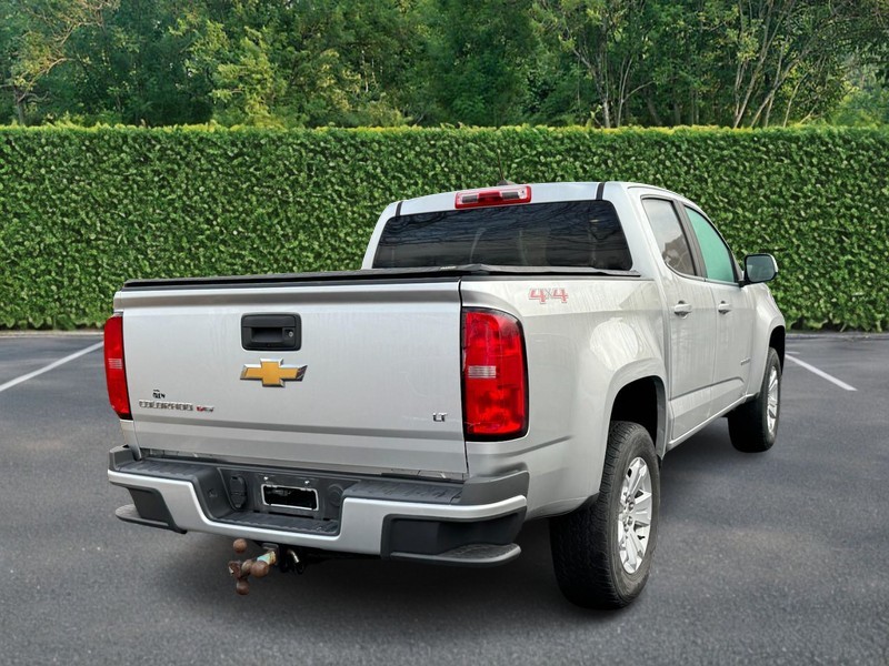 Chevrolet Colorado Vehicle Full-screen Gallery Image 03