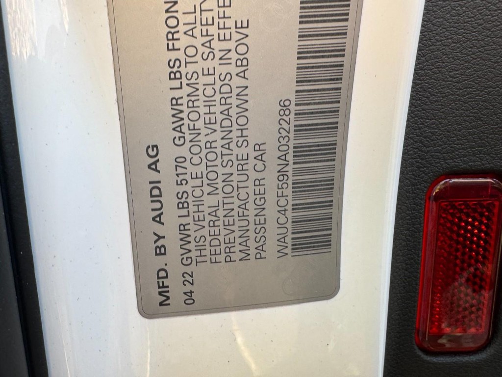 Audi S5 Sportback Vehicle Full-screen Gallery Image 25