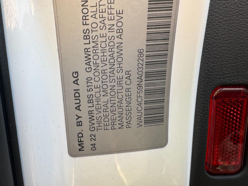 Audi S5 Sportback Vehicle Full-screen Gallery Image 25