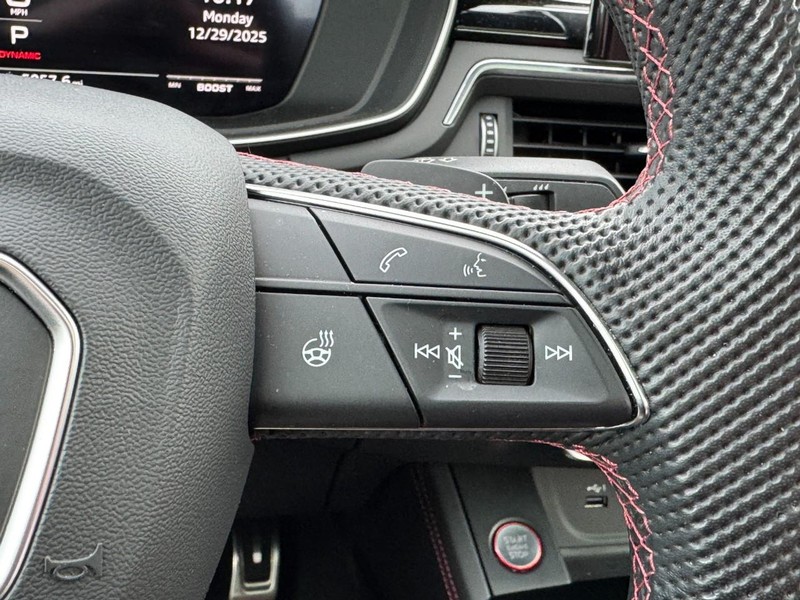 Audi S5 Sportback Vehicle Full-screen Gallery Image 18