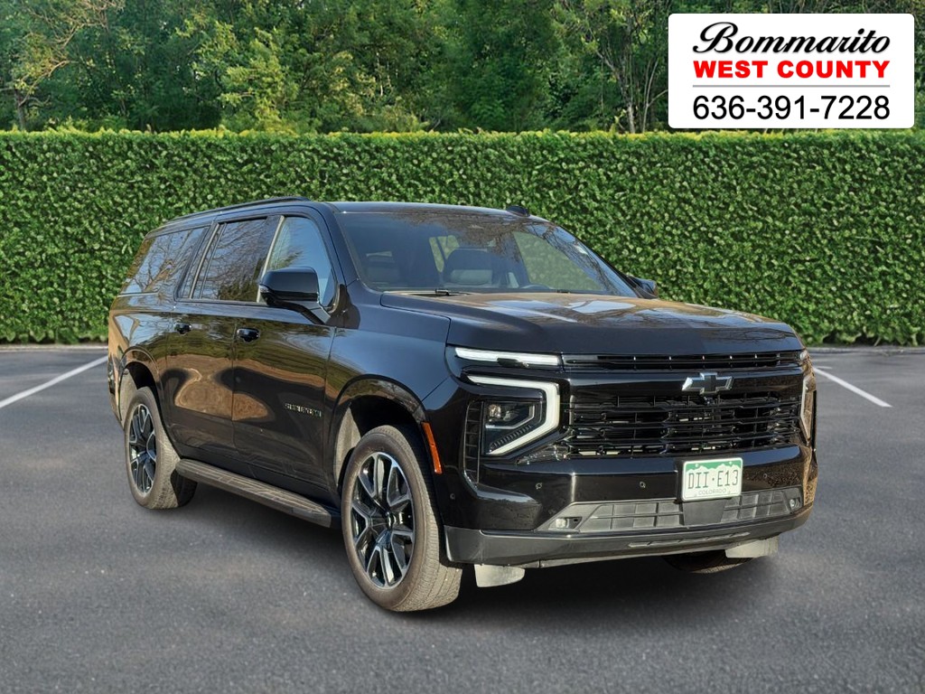 2025 Chevrolet Suburban RST 4WD