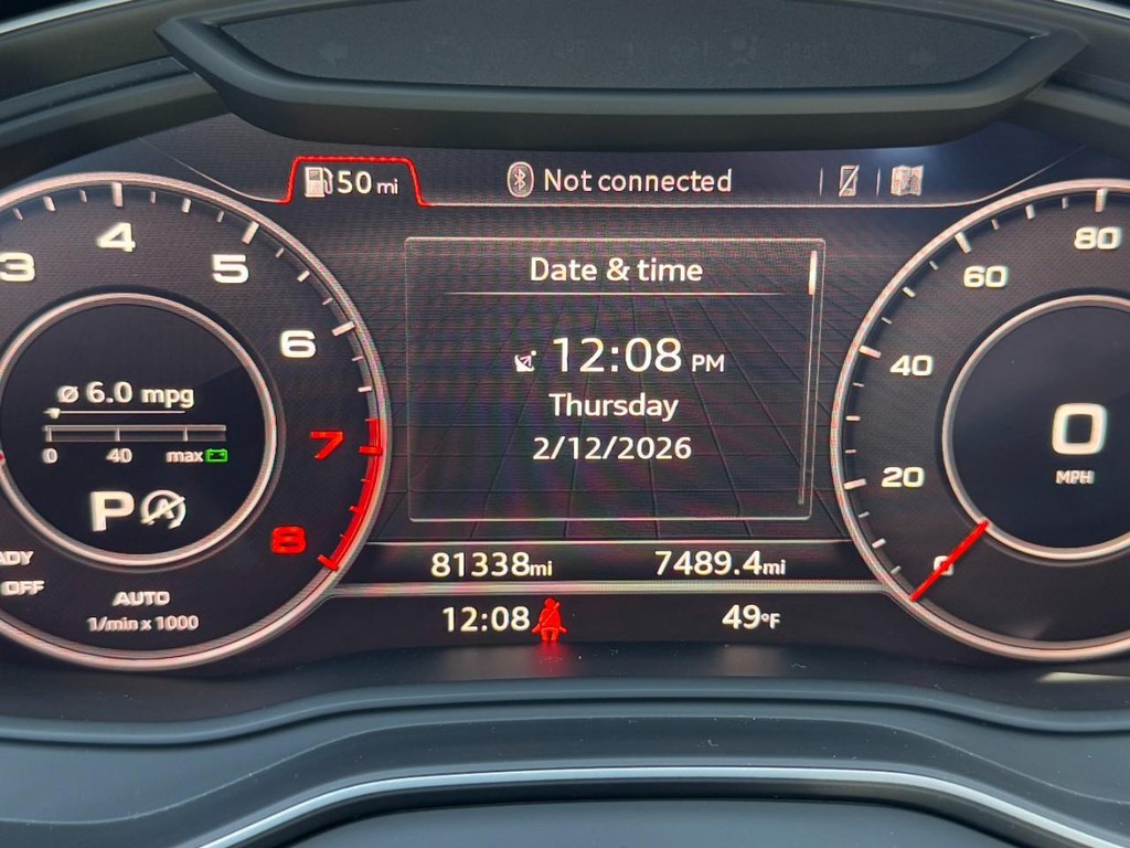 Audi Q5 Vehicle Full-screen Gallery Image 19