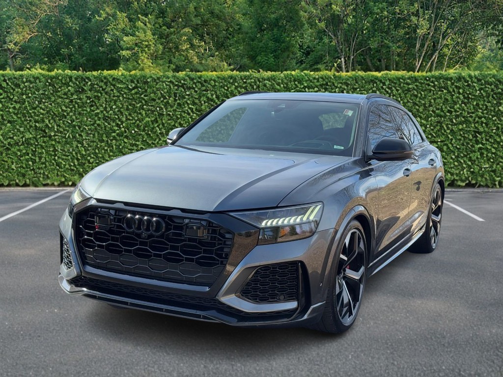 Audi RS Q8 Vehicle Full-screen Gallery Image 06