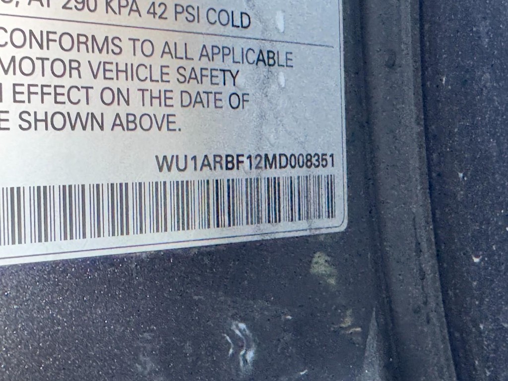 Audi RS Q8 Vehicle Full-screen Gallery Image 37