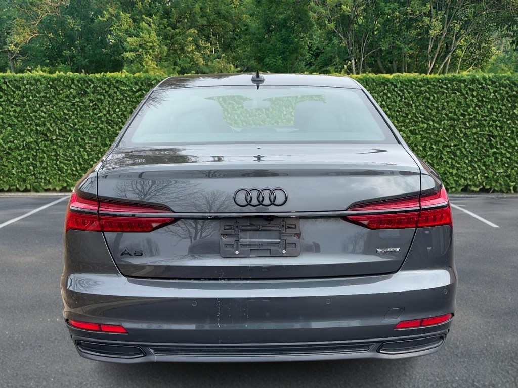 Audi A6 Sedan Vehicle Full-screen Gallery Image 08