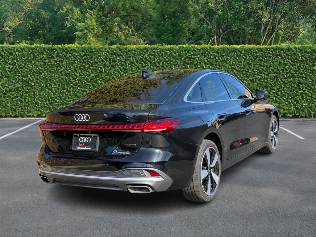 Audi A5 Vehicle Full-screen Gallery Image 03