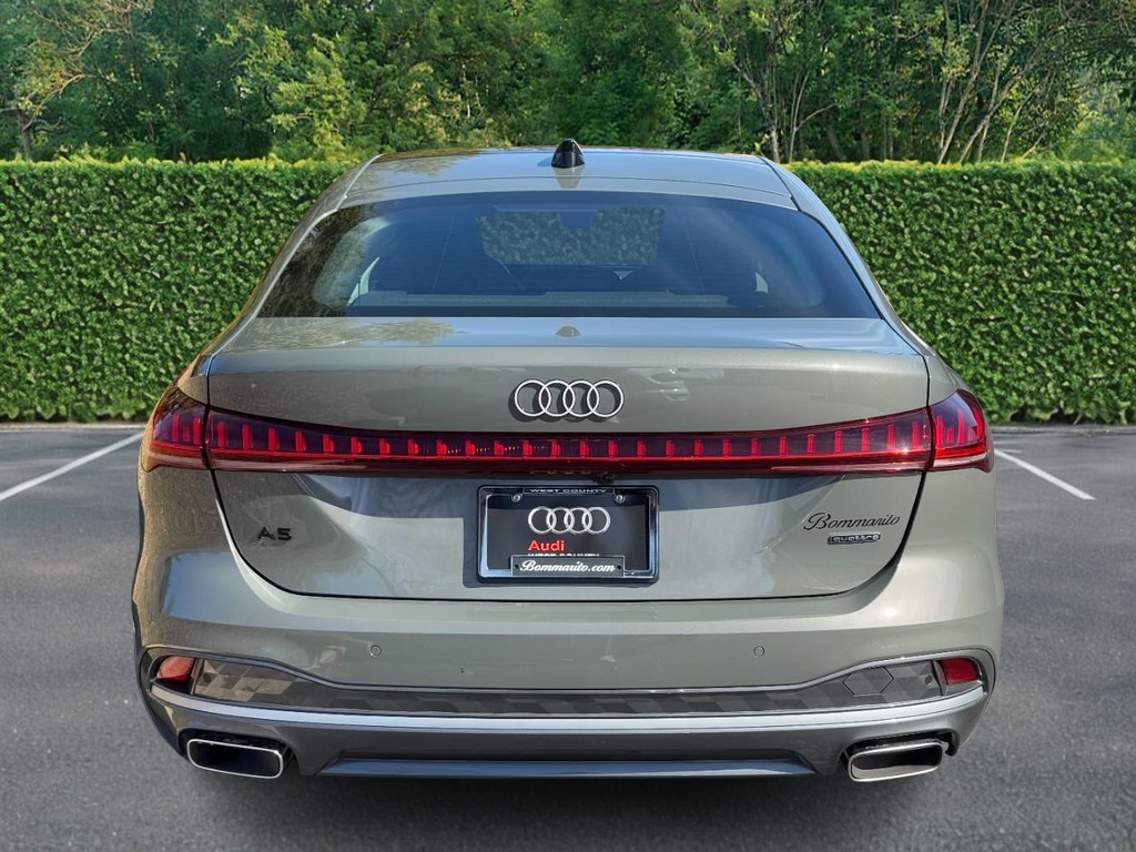 Audi A5 Vehicle Full-screen Gallery Image 08