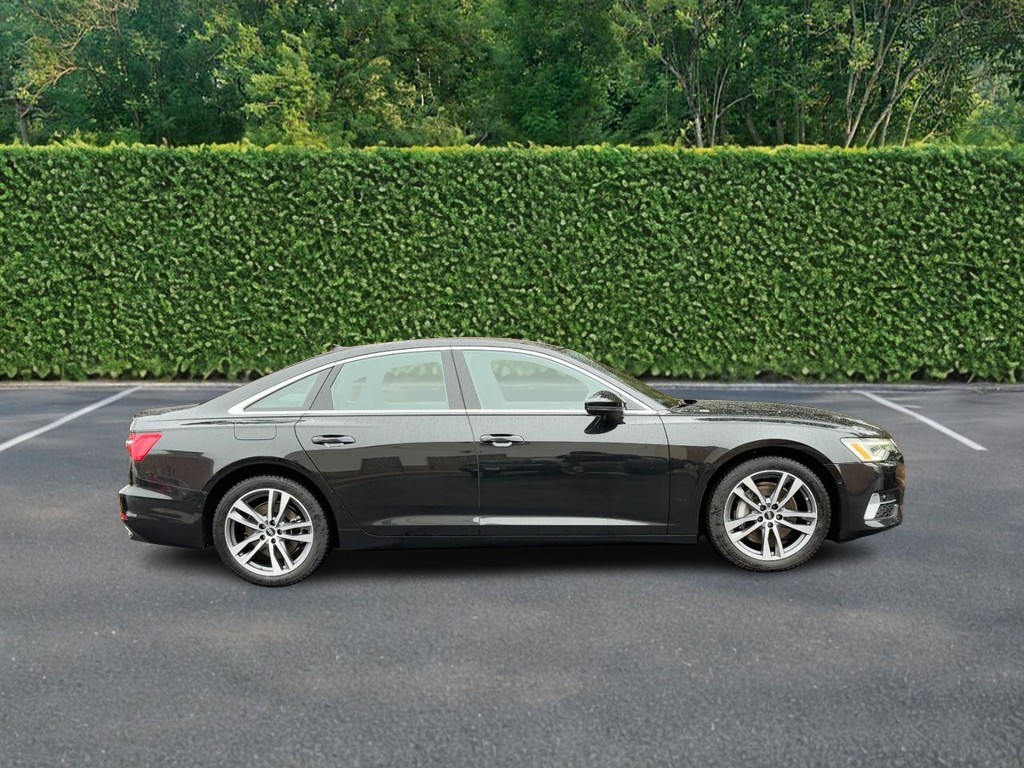 Audi A6 Sedan Vehicle Full-screen Gallery Image 02