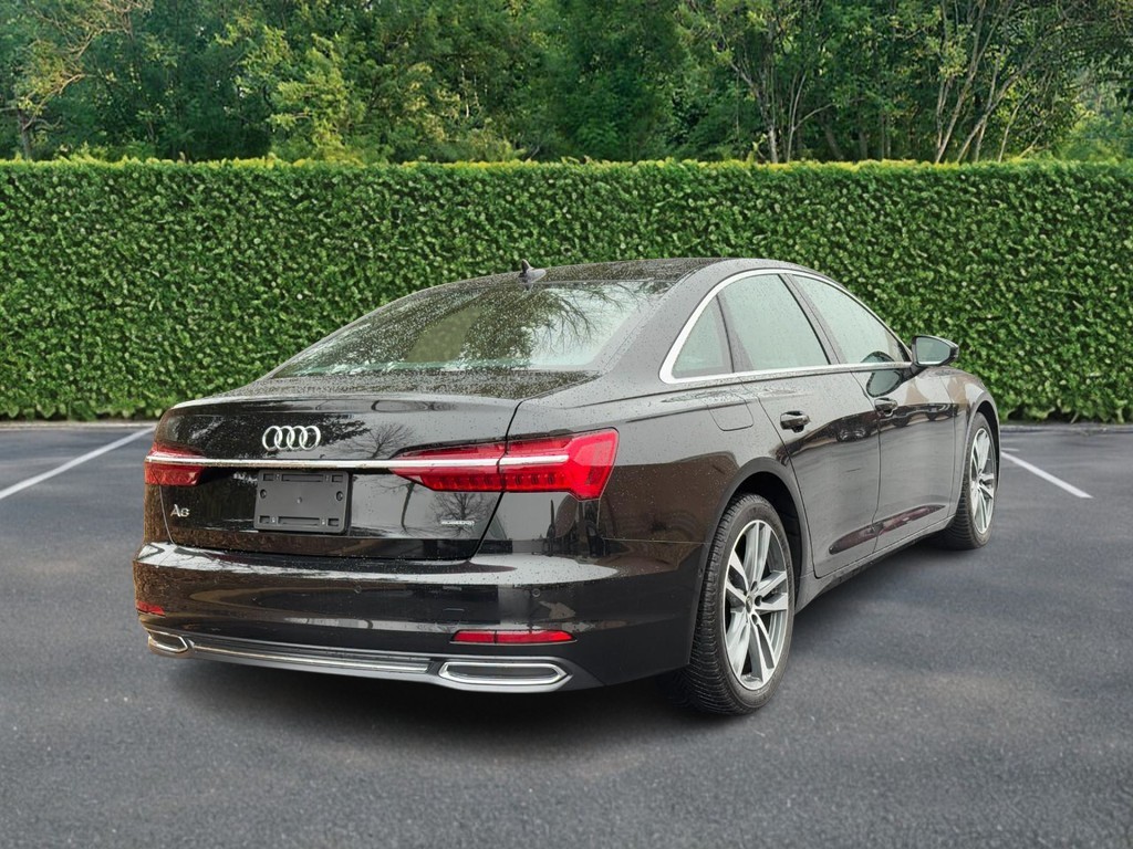 Audi A6 Sedan Vehicle Full-screen Gallery Image 03