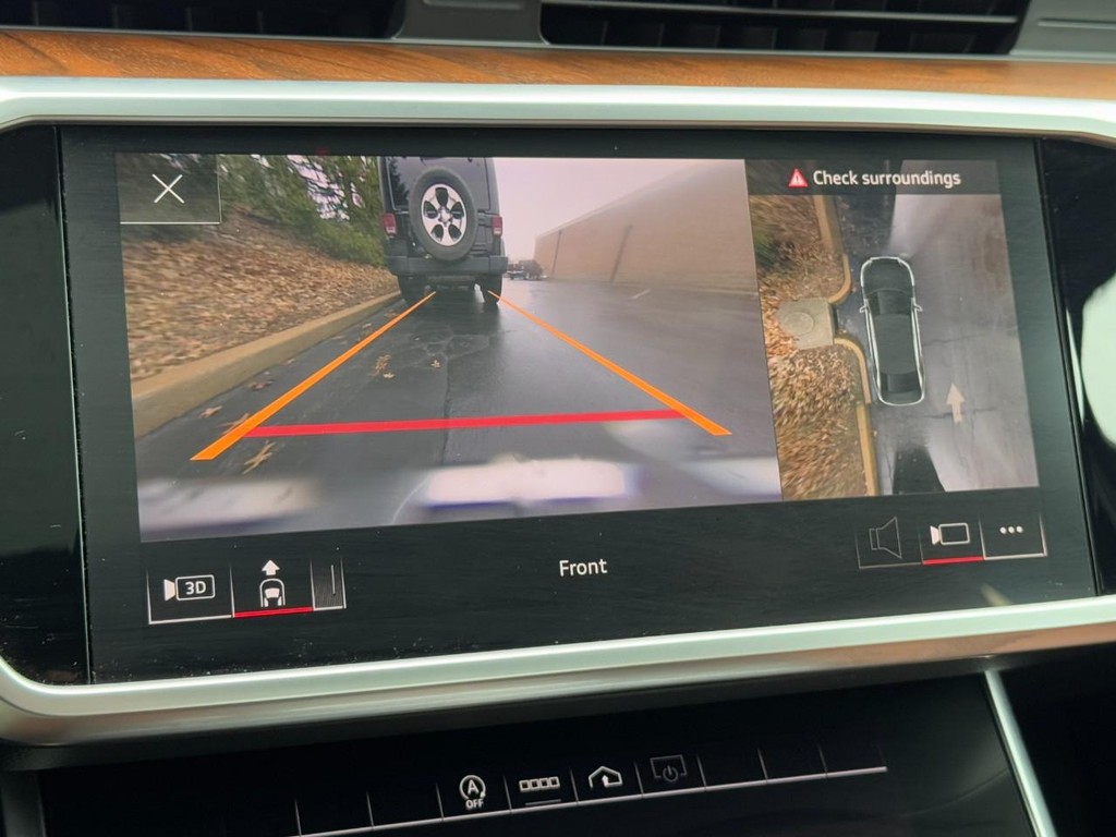 Audi A6 Sedan Vehicle Full-screen Gallery Image 21