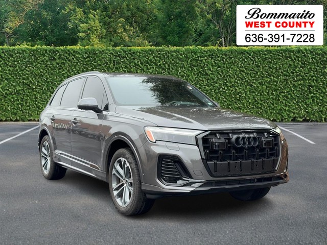 Ellisville MO 2025 Audi Q7 more details - audi q7