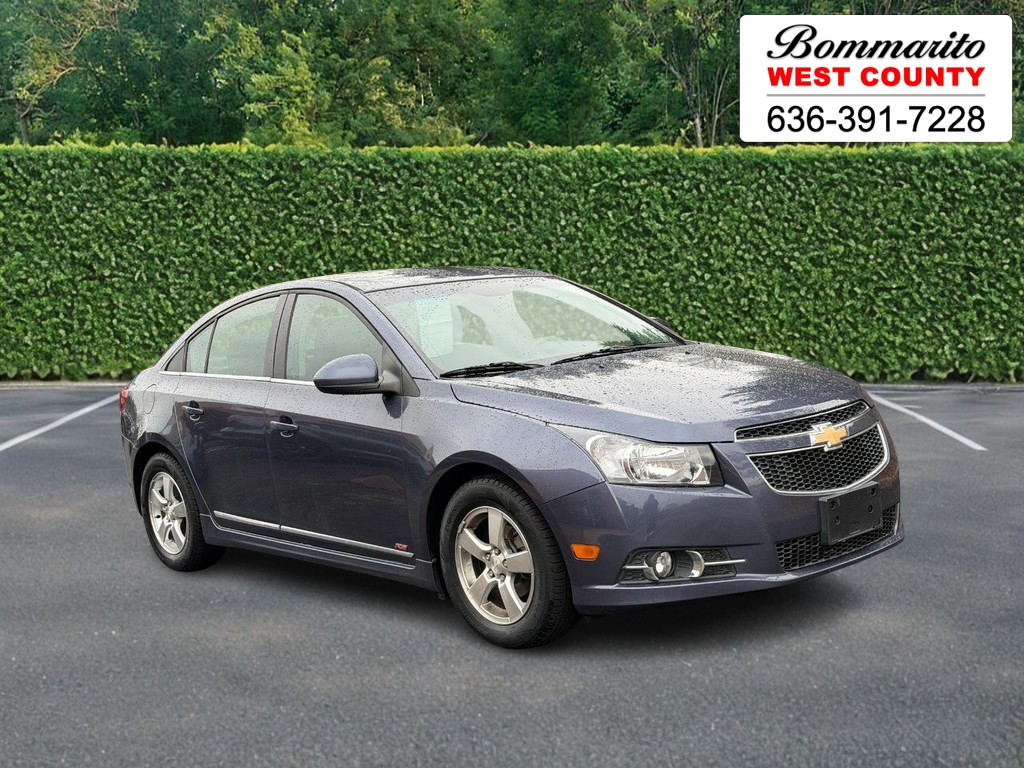 2013 Chevrolet Cruze 1LT Sedan FWD