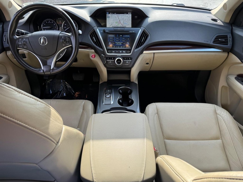 Acura MDX Vehicle Full-screen Gallery Image 12