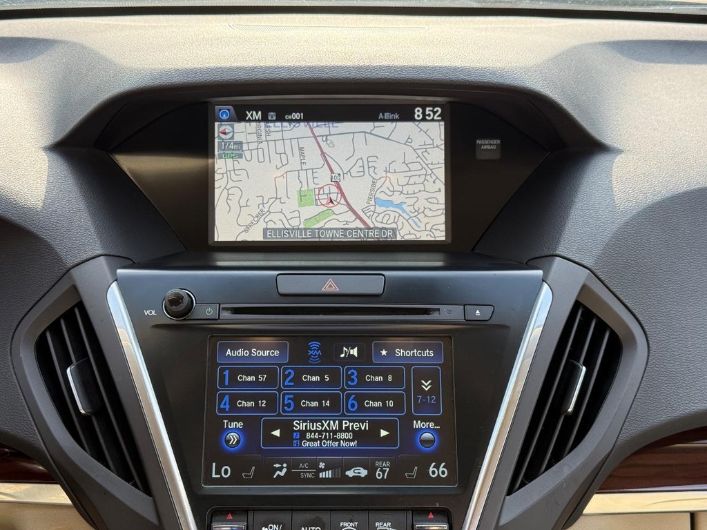 Acura MDX Vehicle Full-screen Gallery Image 14