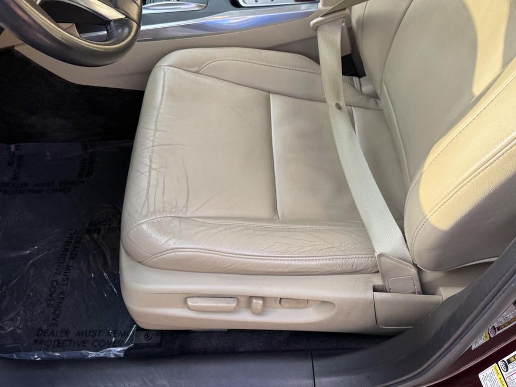 Acura MDX Vehicle Full-screen Gallery Image 18